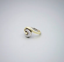  Swirl Diamond Ring