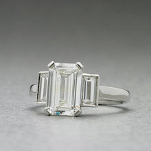  'Volans' Diamond Ring in Platinum