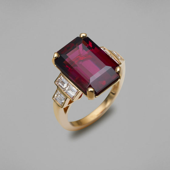 'Volans' Rhodolite Garnet & Diamond Ring
